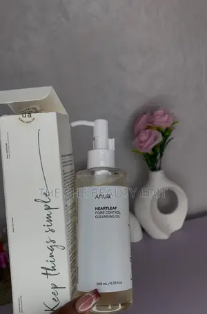 Anua Heartleaf Pore Control Cleansing Oil
