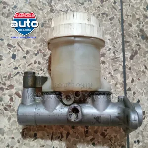 L200 Ordinary Brake Master Cylinder.