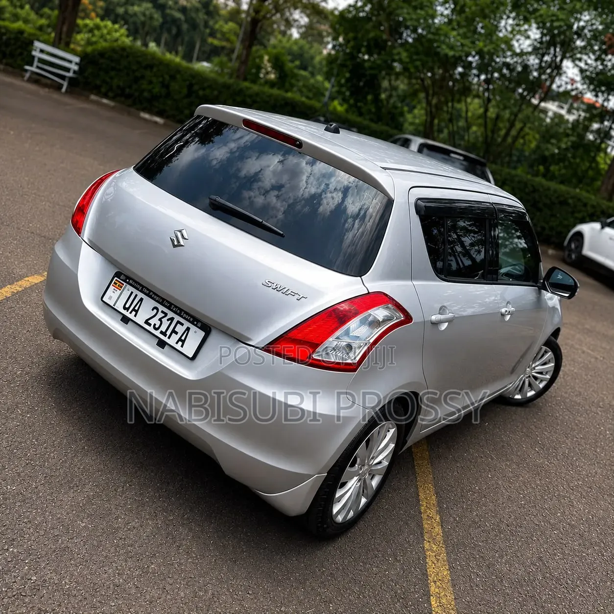 Suzuki Swift 2012 Silver