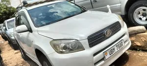 Toyota RAV4 2008 White