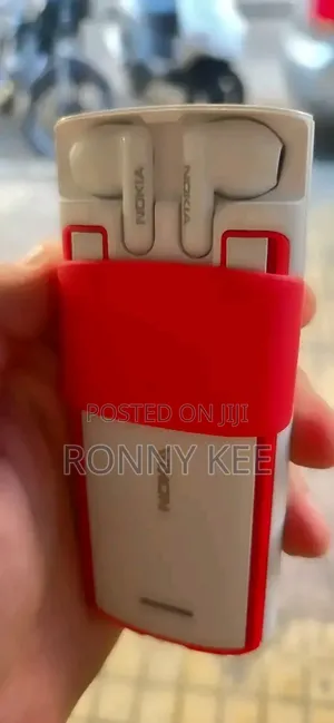 New Nokia 5710 XpressAudio White
