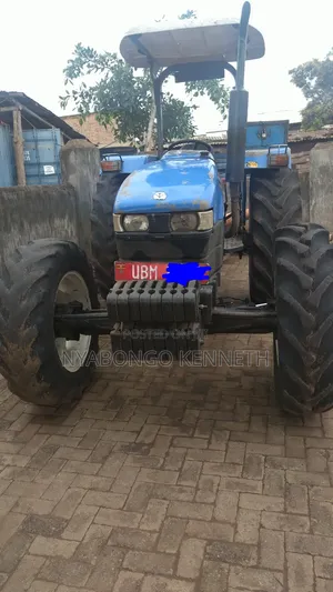 New Holland Tt75 4WD