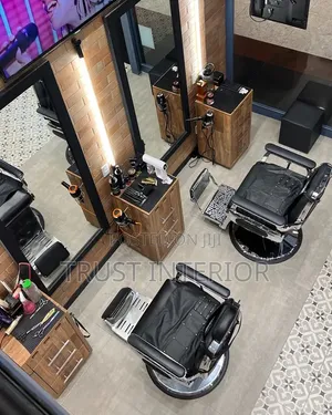 Saloon Fitters 4532