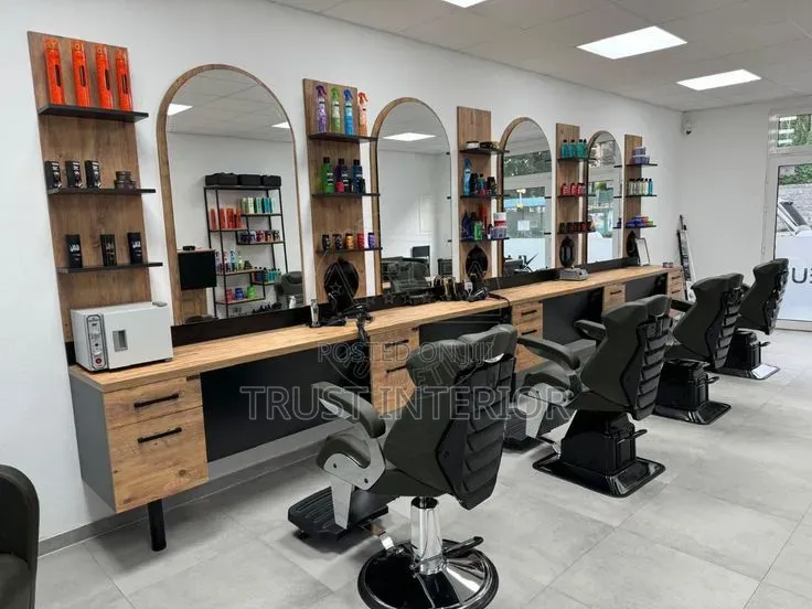 Saloon Fitters 4532