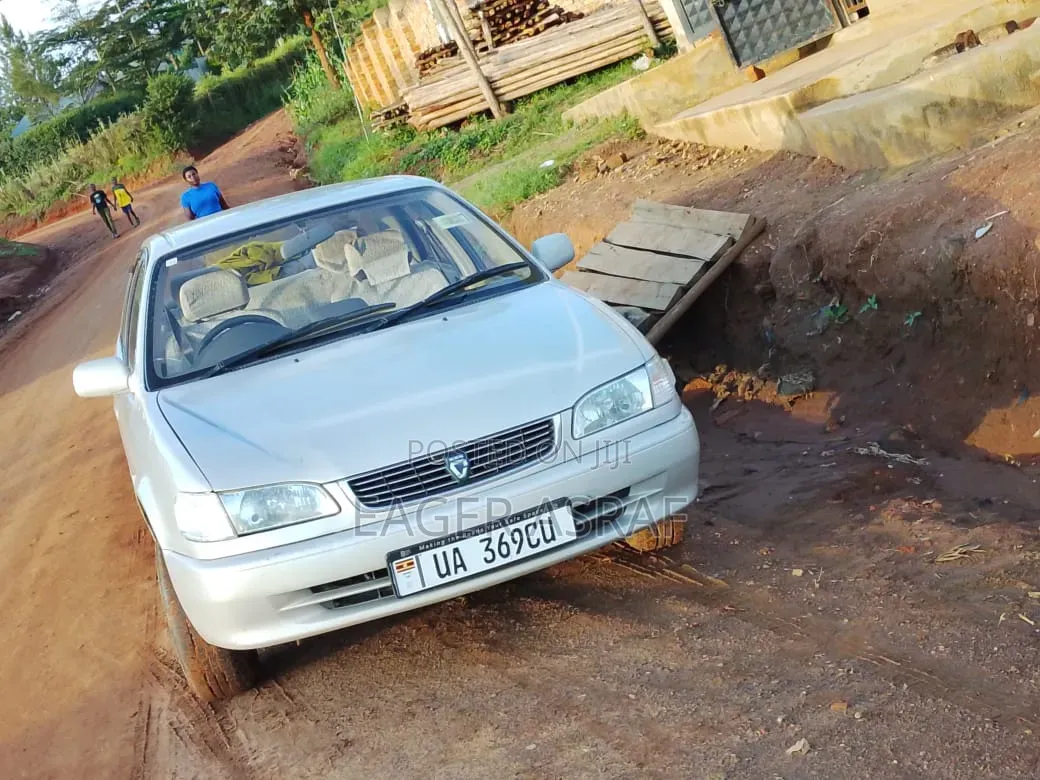 Toyota Corolla 2006 Off white