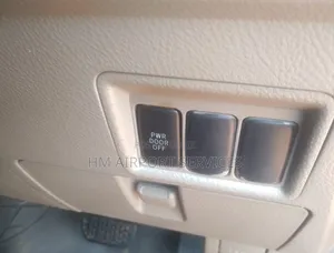 New Toyota Isis 2013