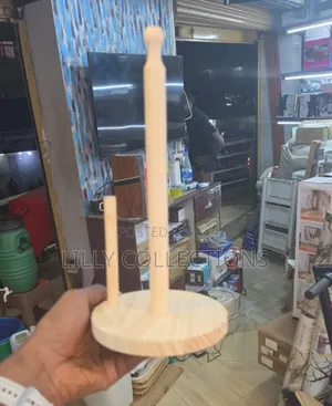 Wooden Tissue Holder