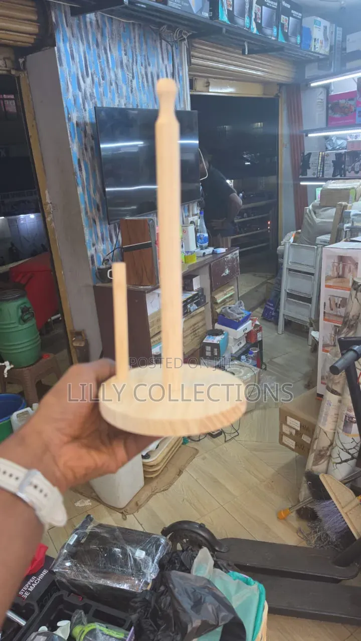 Wooden Tissue Holder