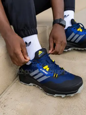 Original Adidas Terrex Outdoor Hiking Sneakers Blue