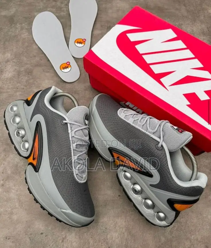 High Quality Fashionable Sneakers