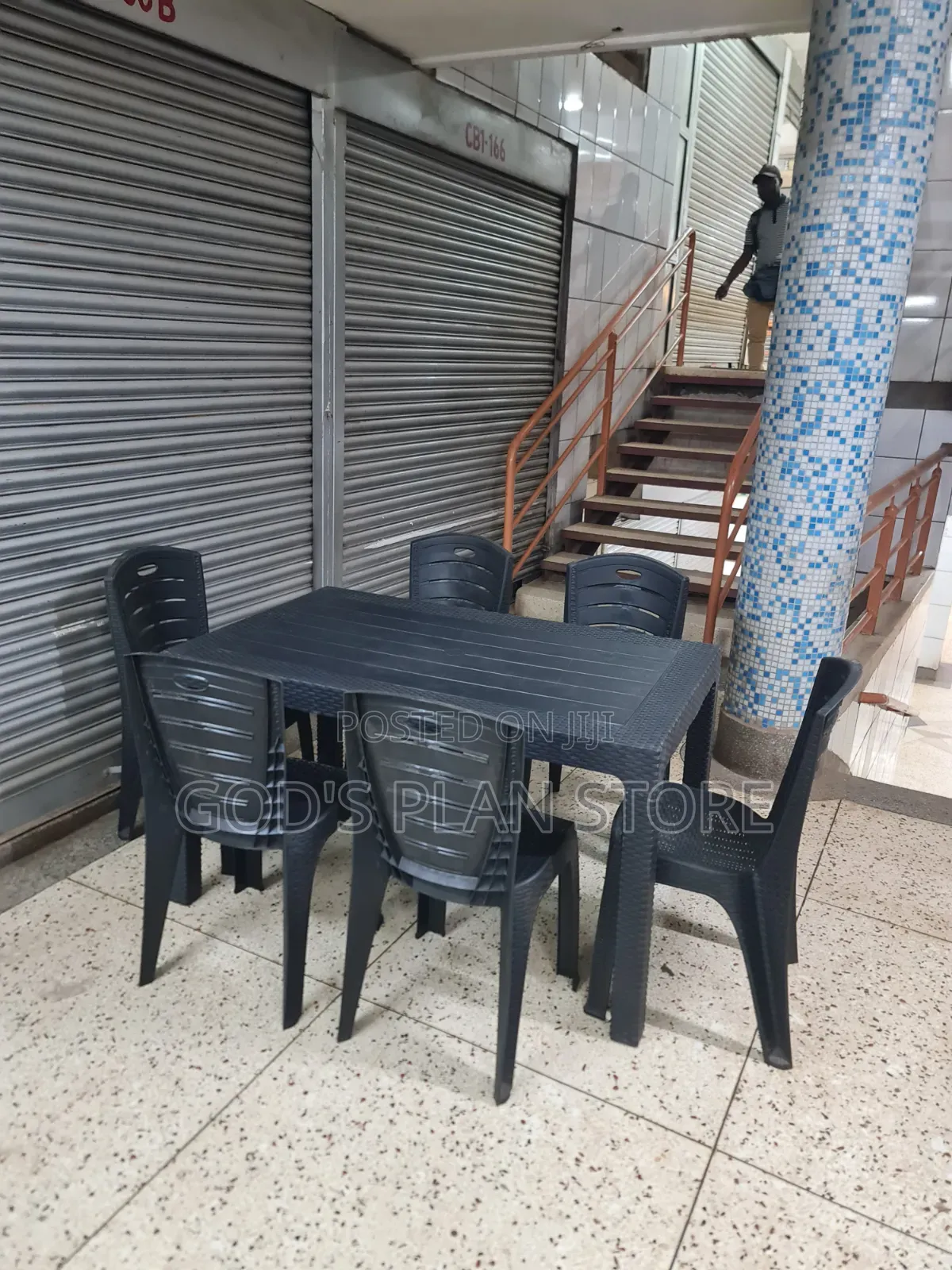 Simplified Ratten Dining Room Plastic Table and Chairs