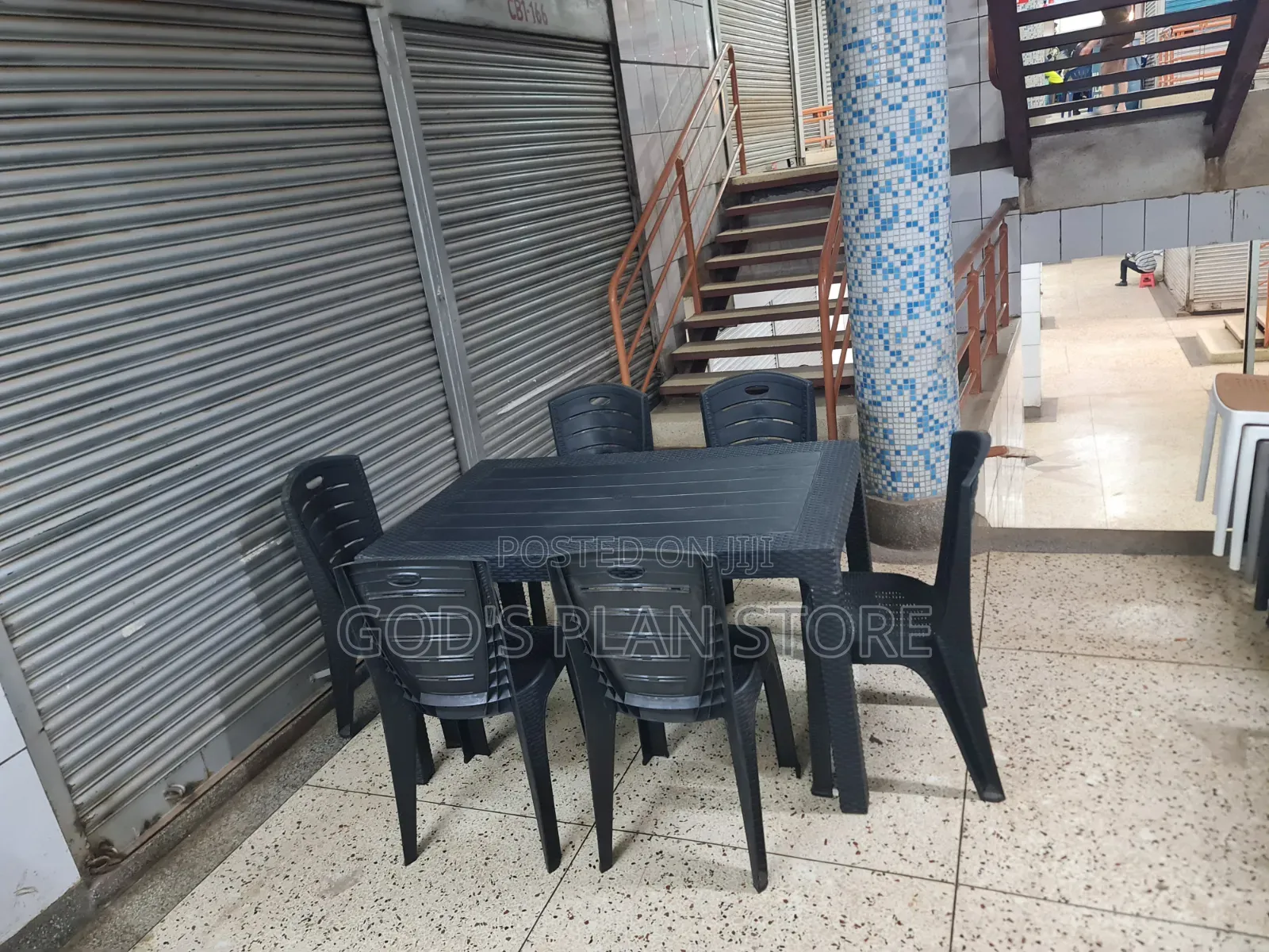 Simplified Ratten Dining Room Plastic Table and Chairs
