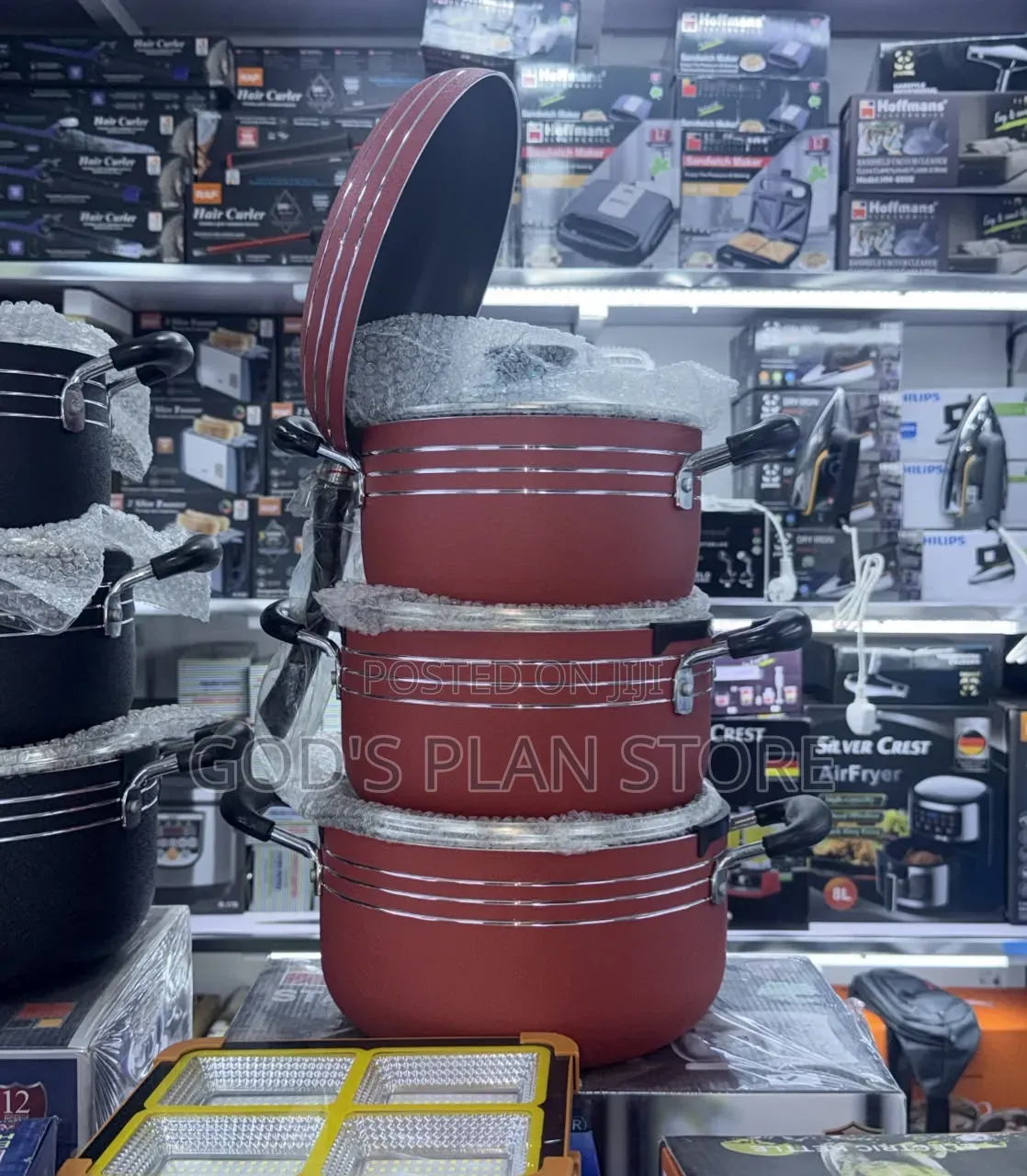Red Cookware Set With Frying Pan