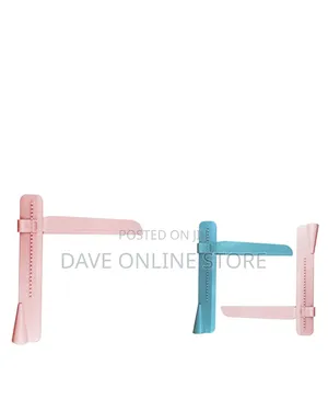 Plastic Adjustable Cake Scraper