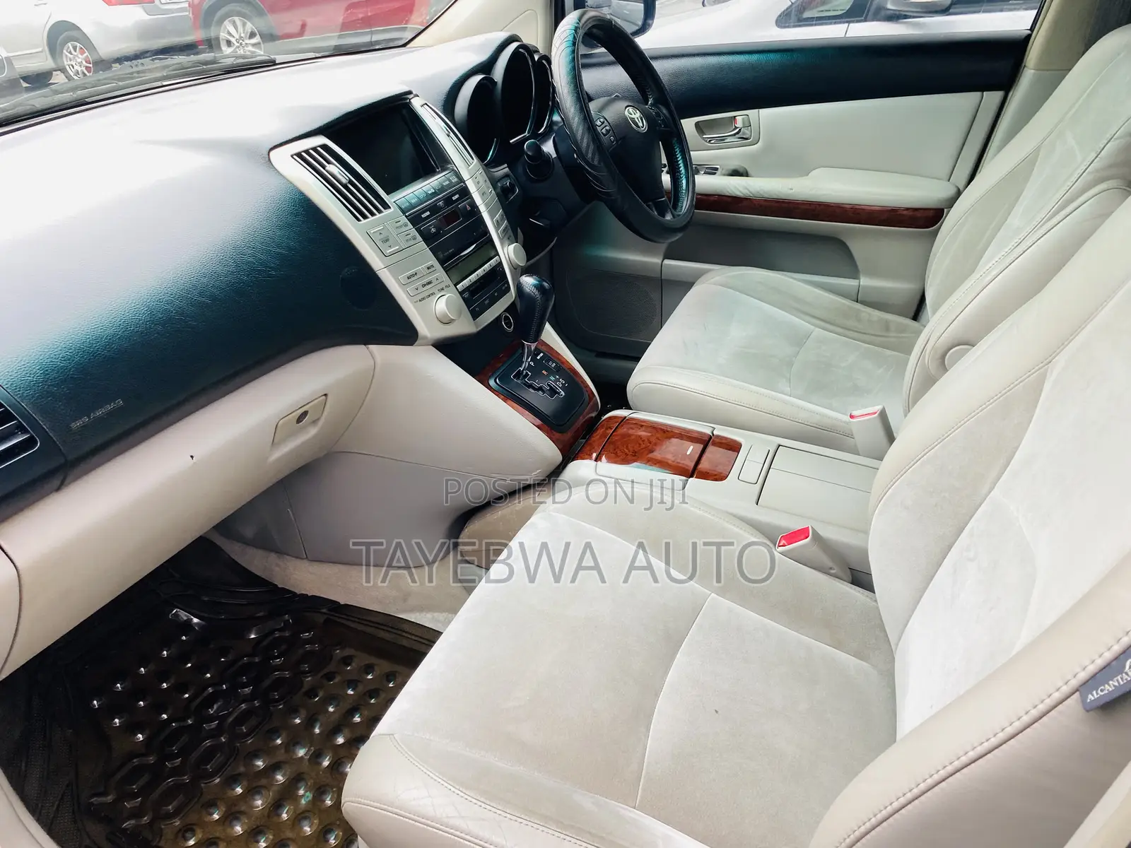 Toyota Harrier 2.4 2010 Silver