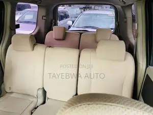 Toyota Noah 2011 Blue