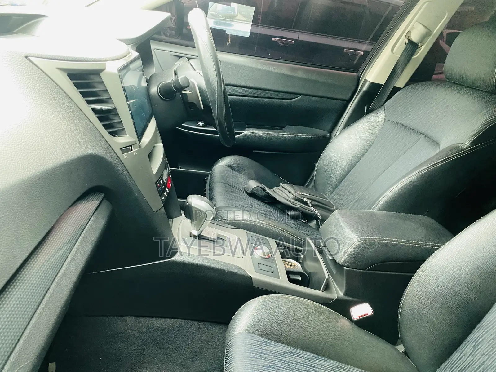 Subaru Legacy 2012 Silver
