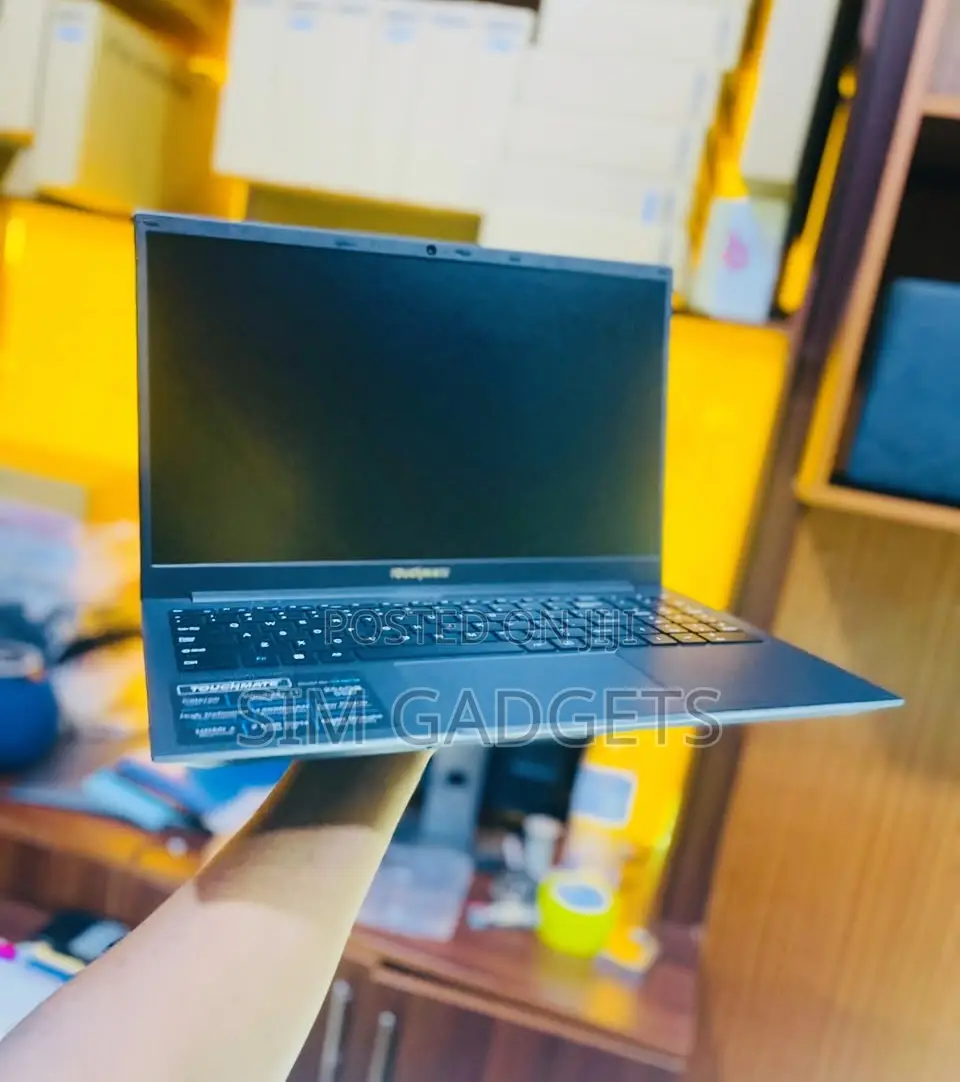 New Laptop Touchmate 8GB Intel Core i5 SSD 256GB