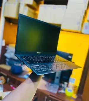 New Laptop Touchmate 8GB Intel Core i5 SSD 256GB