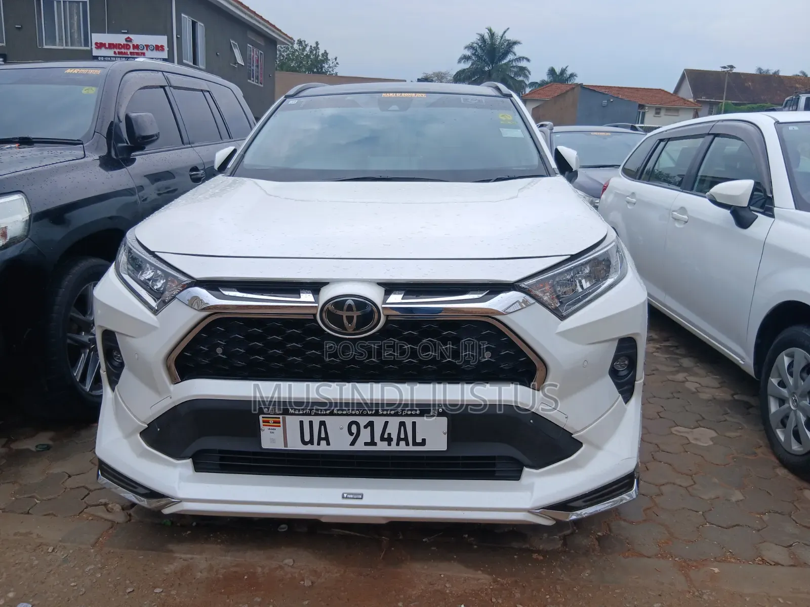 Toyota RAV4 2019 White