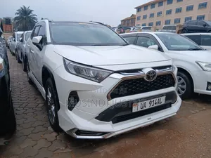 Toyota RAV4 2019 White