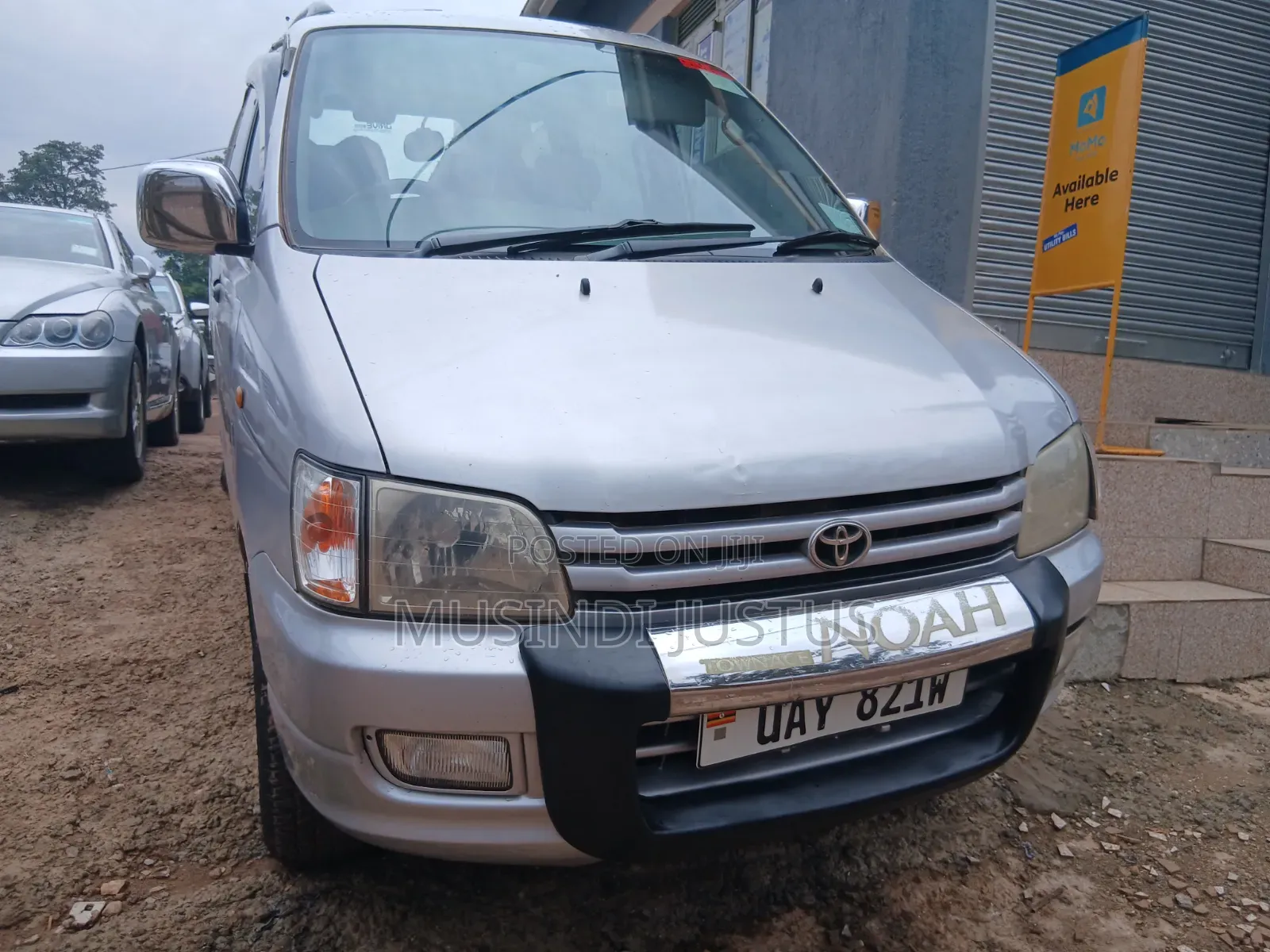 Toyota Noah 2001 Silver