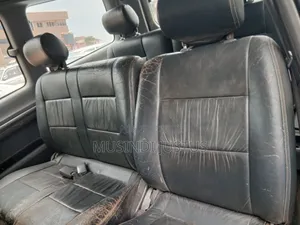 Toyota Noah 2001 Silver