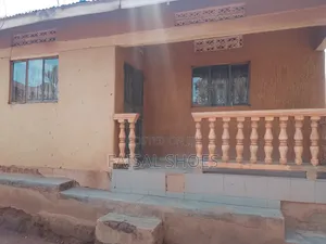 2bdrm House in Central Division for sale