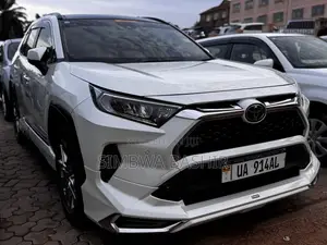 Toyota RAV4 2019 White