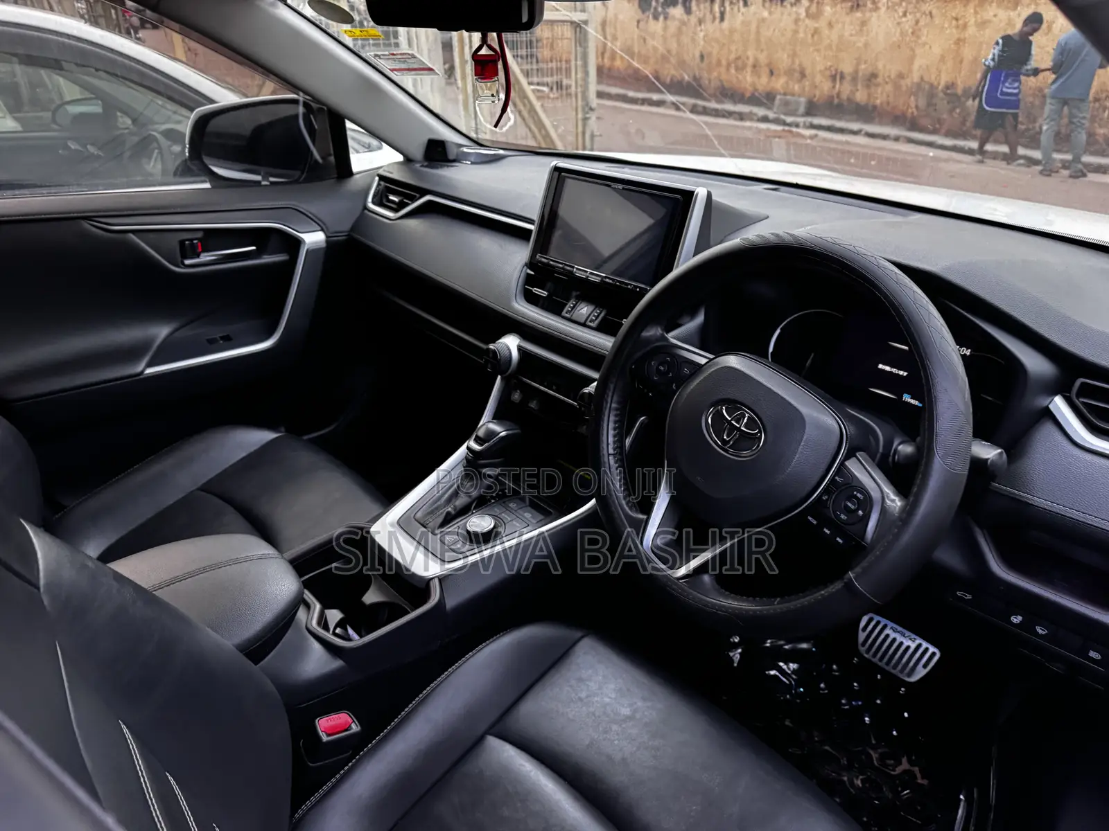 Toyota RAV4 2019 White