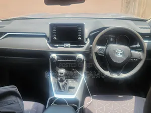 Toyota RAV4 2020 Silver