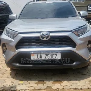 Toyota RAV4 2020 Silver