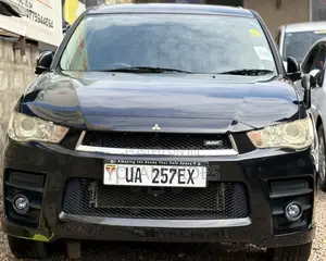 Mitsubishi Outlander 2012 Black