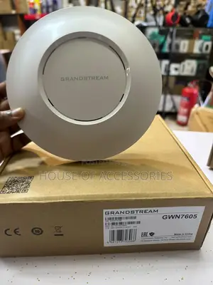 Grand Stream - GWN 7605
