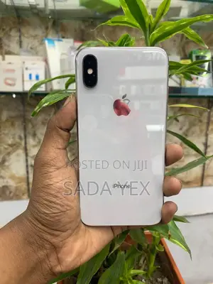 Apple iPhone X 64 GB White