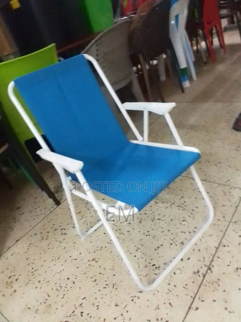 Portable, High-Back Folding Beach and Camping Chair