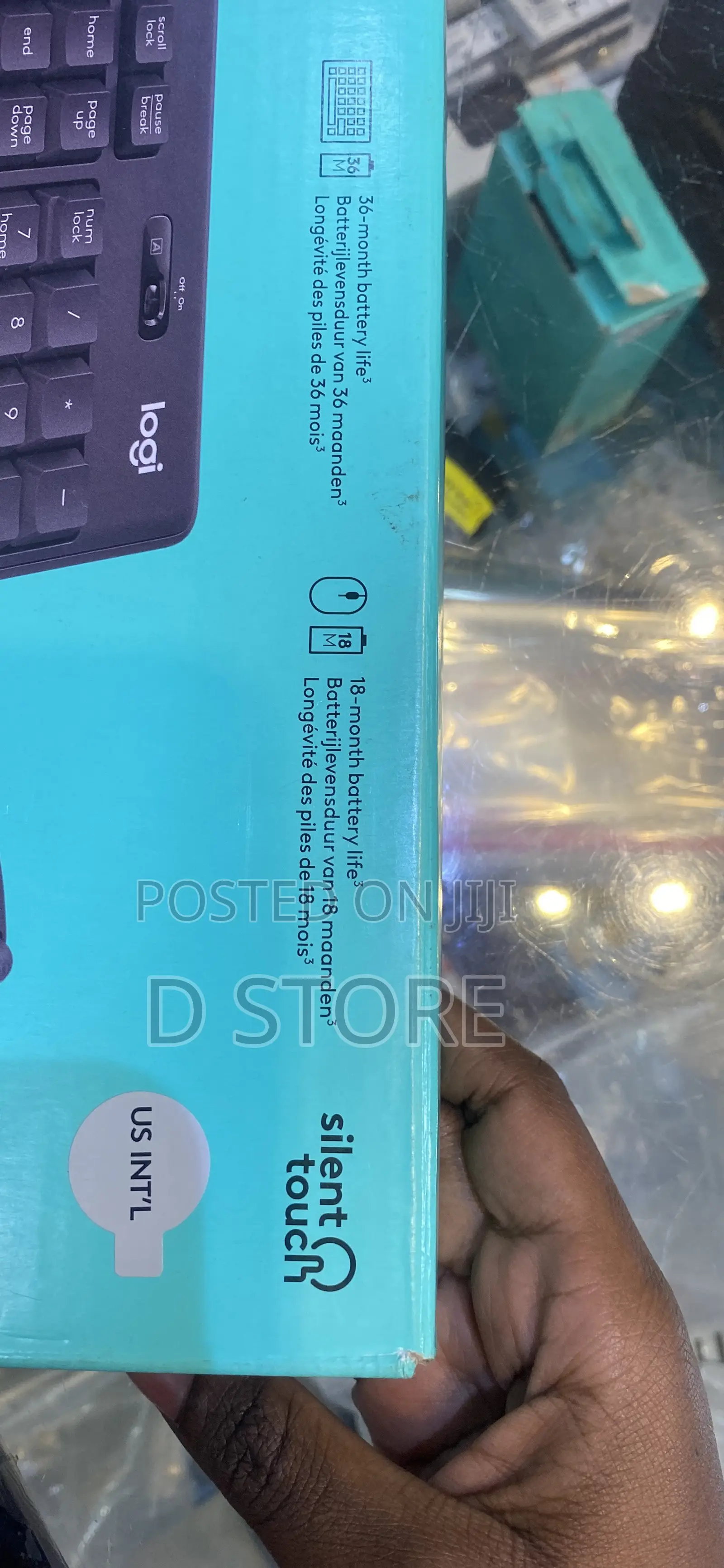 Logitech Silent Wireless Combo MK295 Keyboard and Mouse