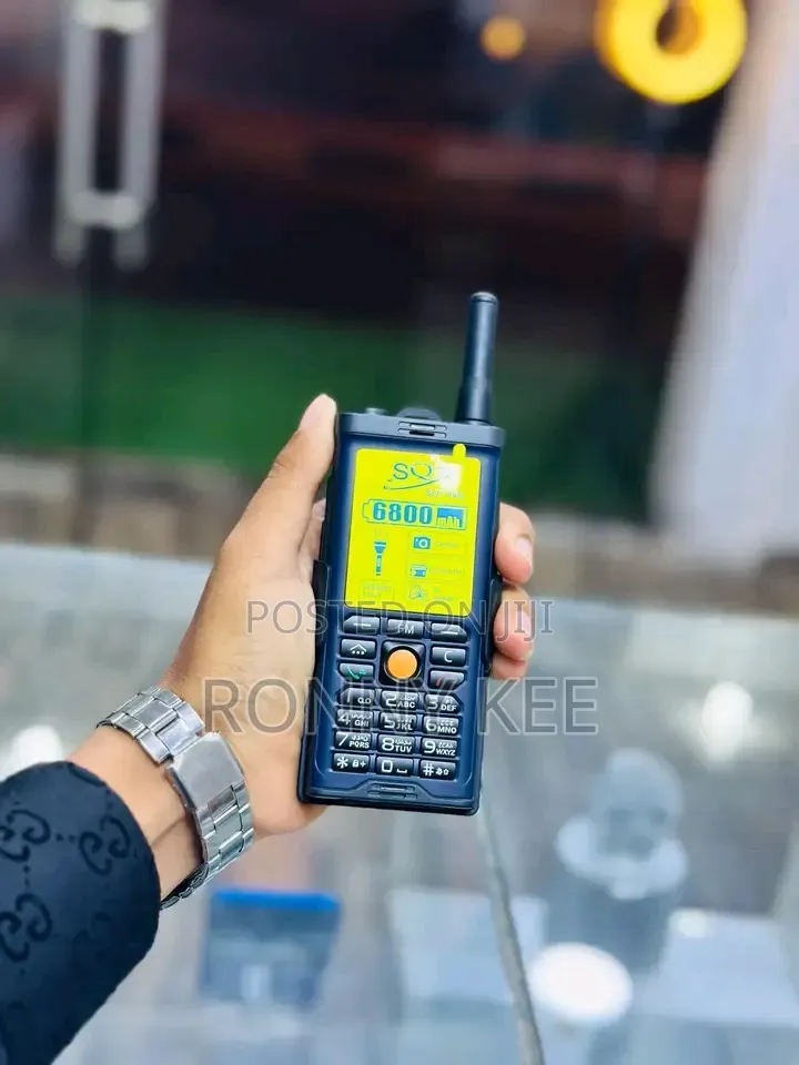 New Mobile Phone 8 GB Black