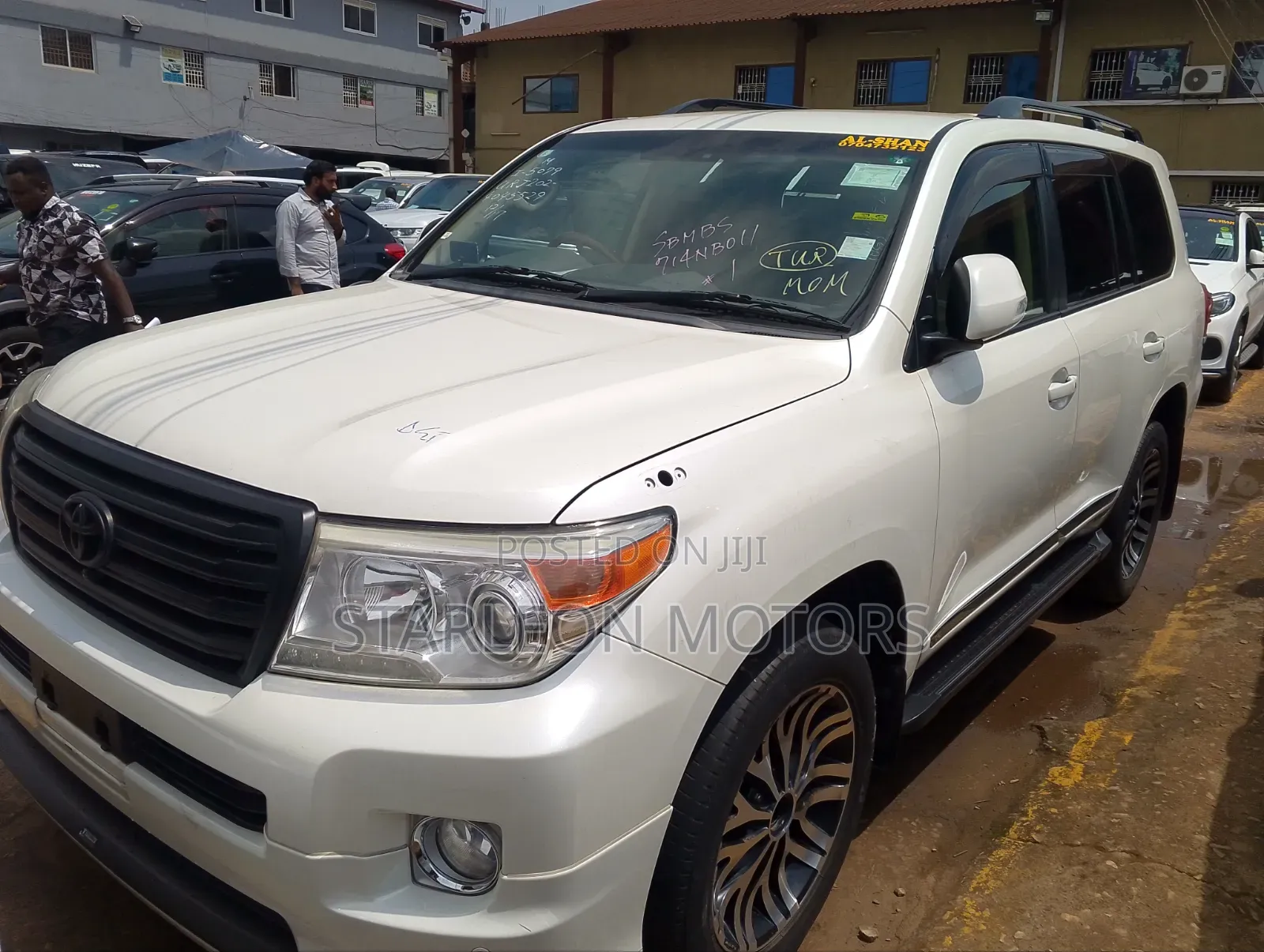 Toyota Land Cruiser 2013 White