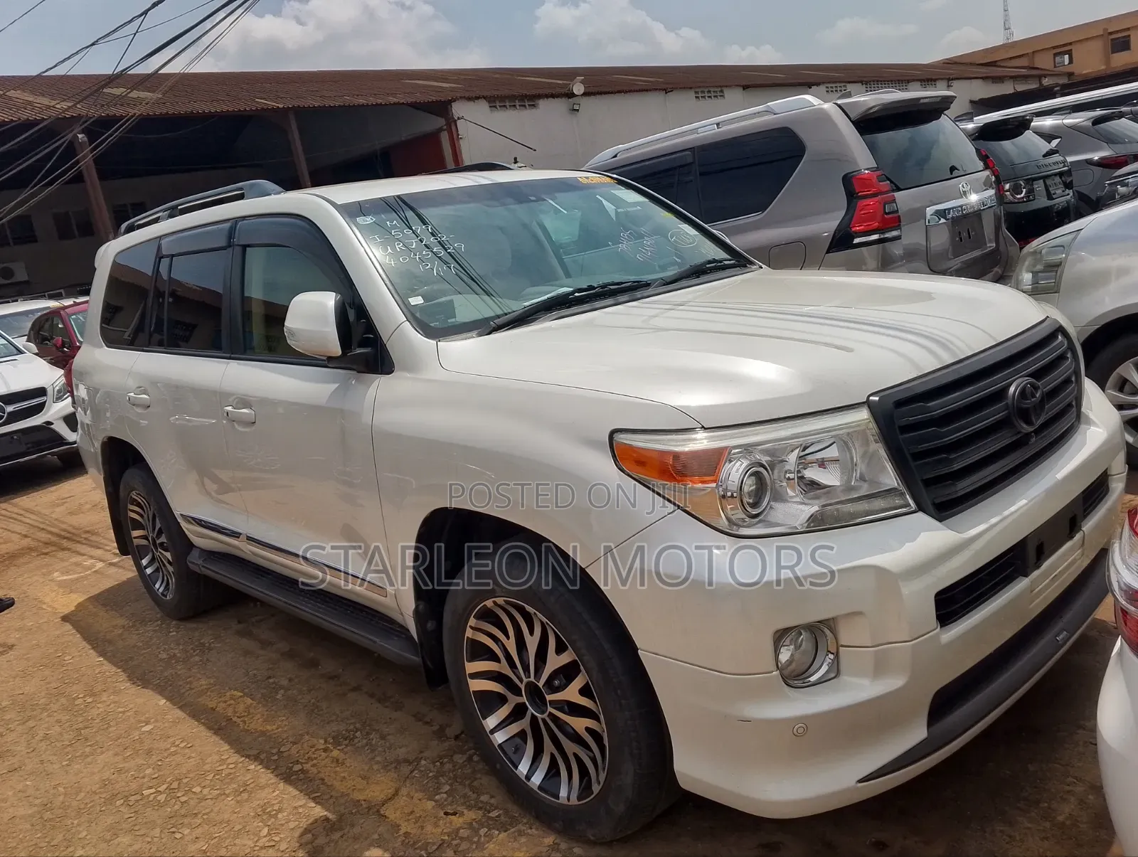 Toyota Land Cruiser 2013 White