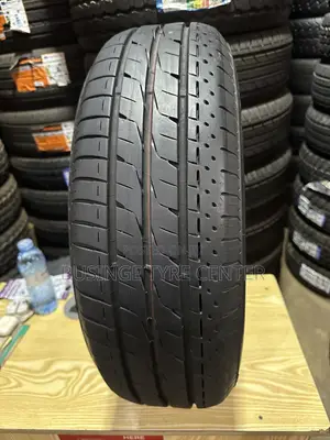 195/65r15 Bridgestone Tyres Available in Good Condition