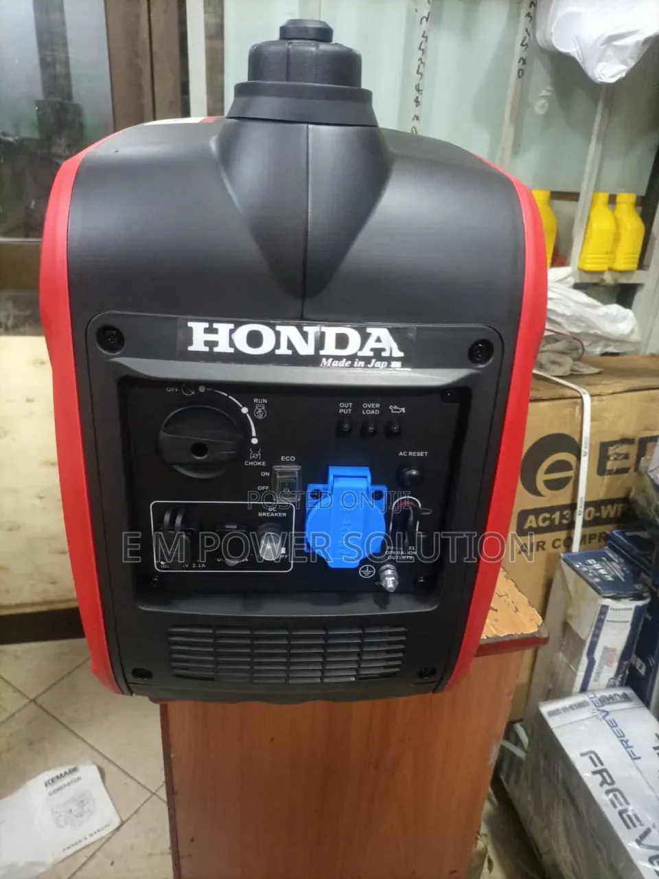 Honda Silent Inverter Potable Generator 4000watts