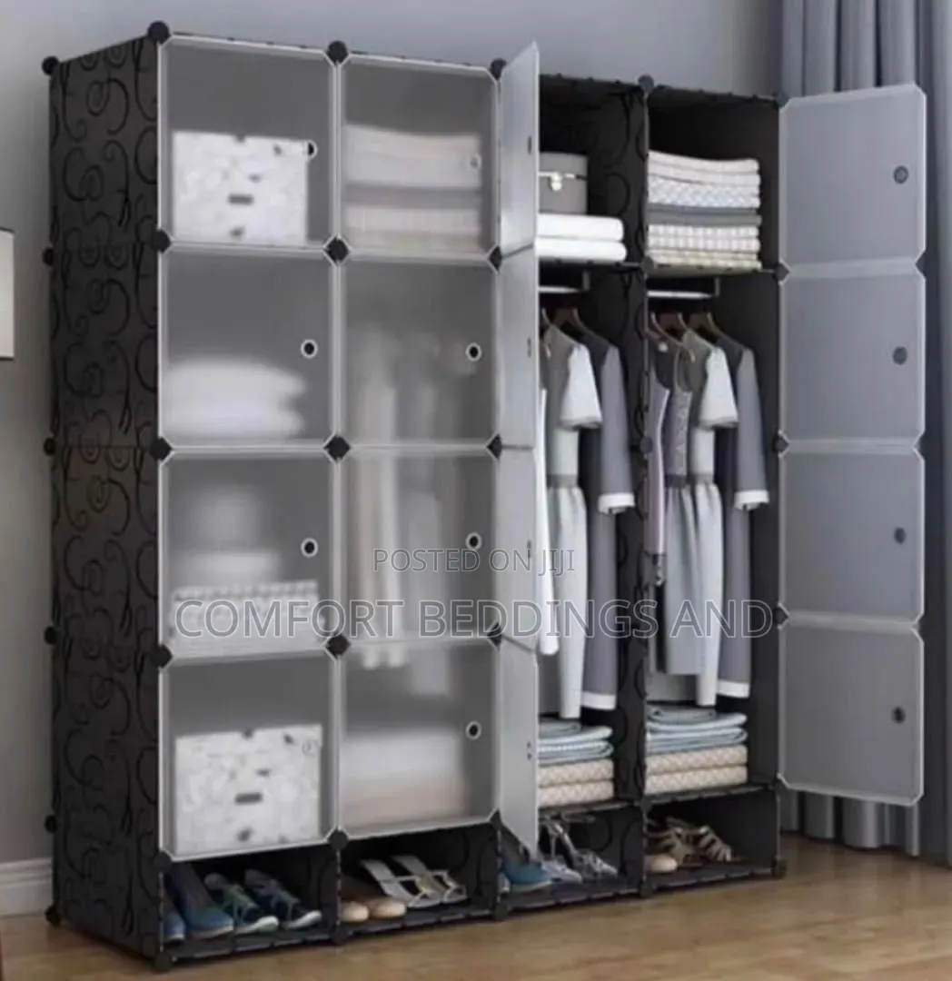 Four Column Plastic Closet With Double Hanging Rail Back