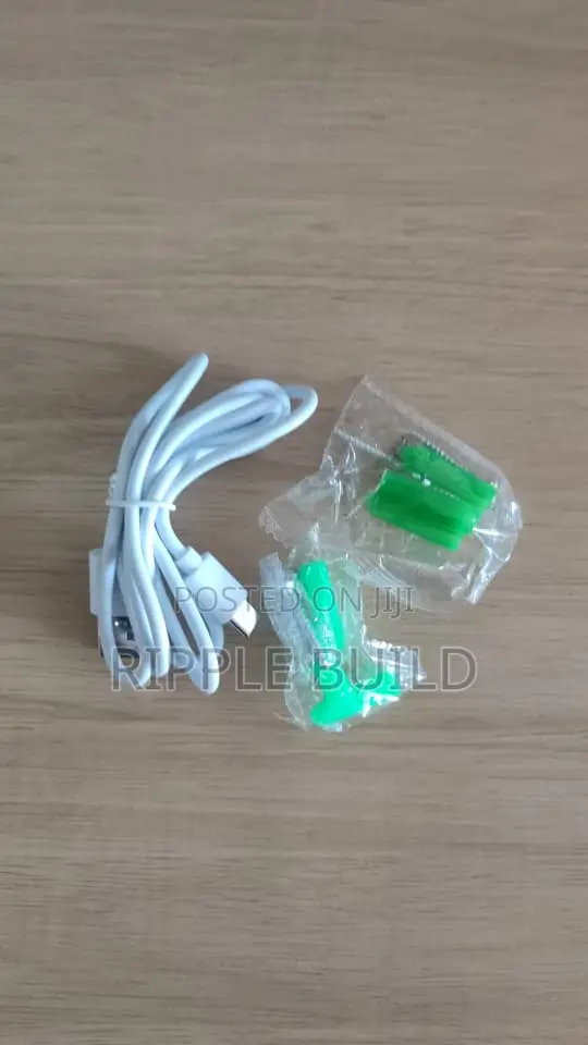 WiFi Solar PTZ Security Camera With 3 Lenses