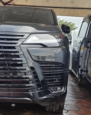 Lexus LX 500d 2022 Black