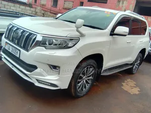 Toyota Land Cruiser Prado 2012 Black