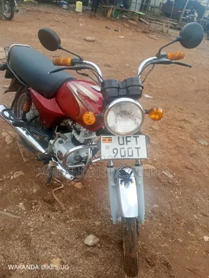 Bajaj Boxer 100 2023 Red