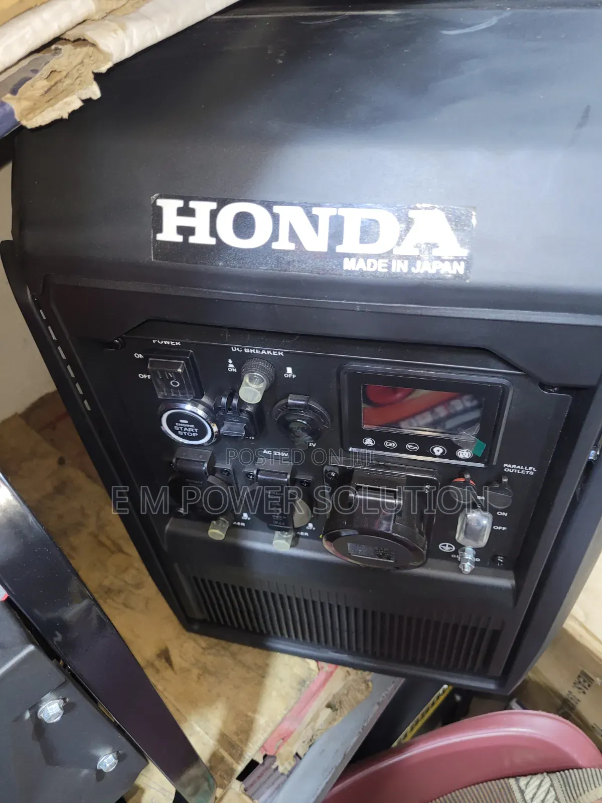 Honda Silent Potable Inverter Generator 6000watts Made in Japan