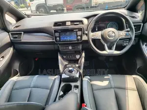 Nissan Leaf S 2018 Burgundy