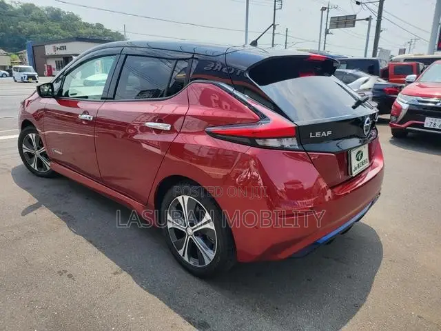 Nissan Leaf S 2018 Burgundy